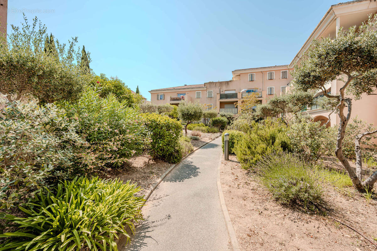 Appartement à HYERES