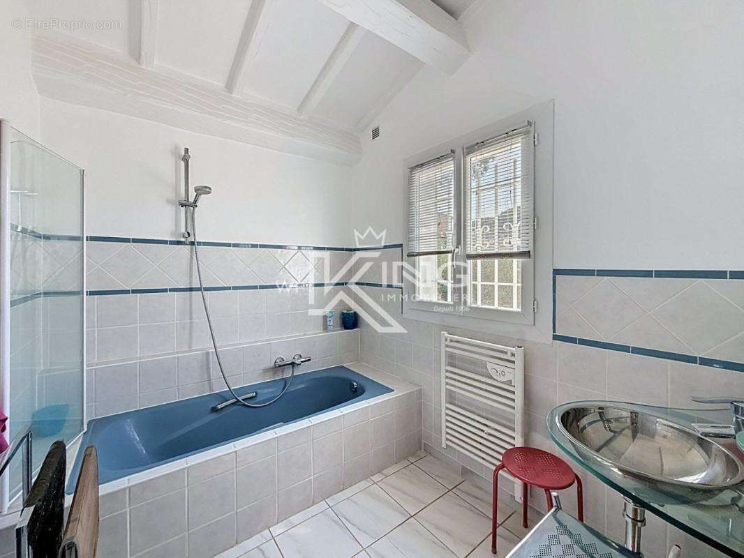 Maison à FREJUS