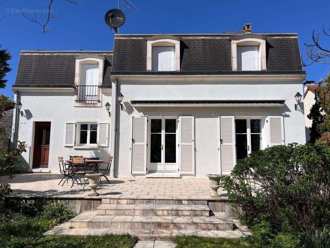 Maison à SAINT-DENIS-EN-VAL