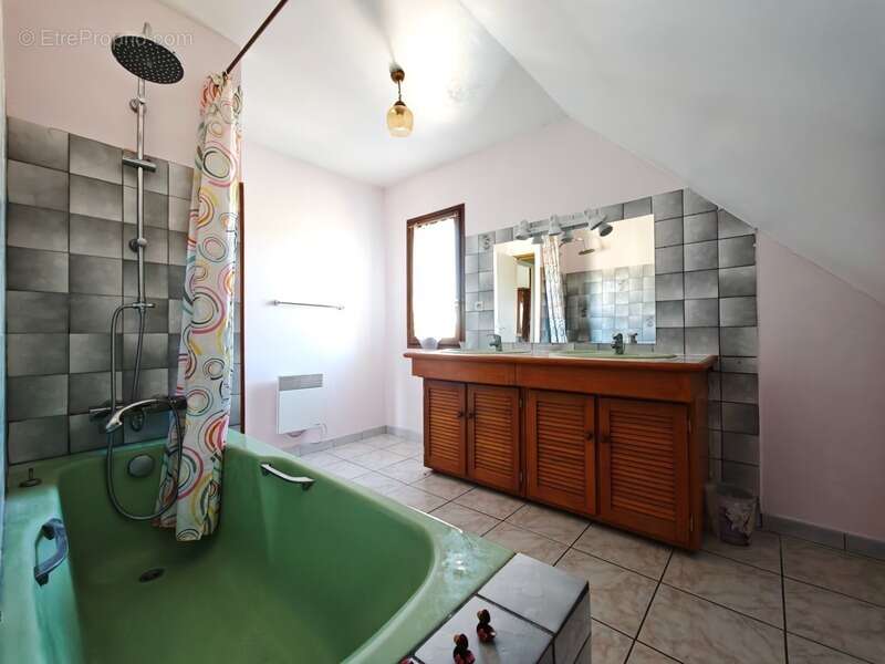 Maison à COURNON-D'AUVERGNE