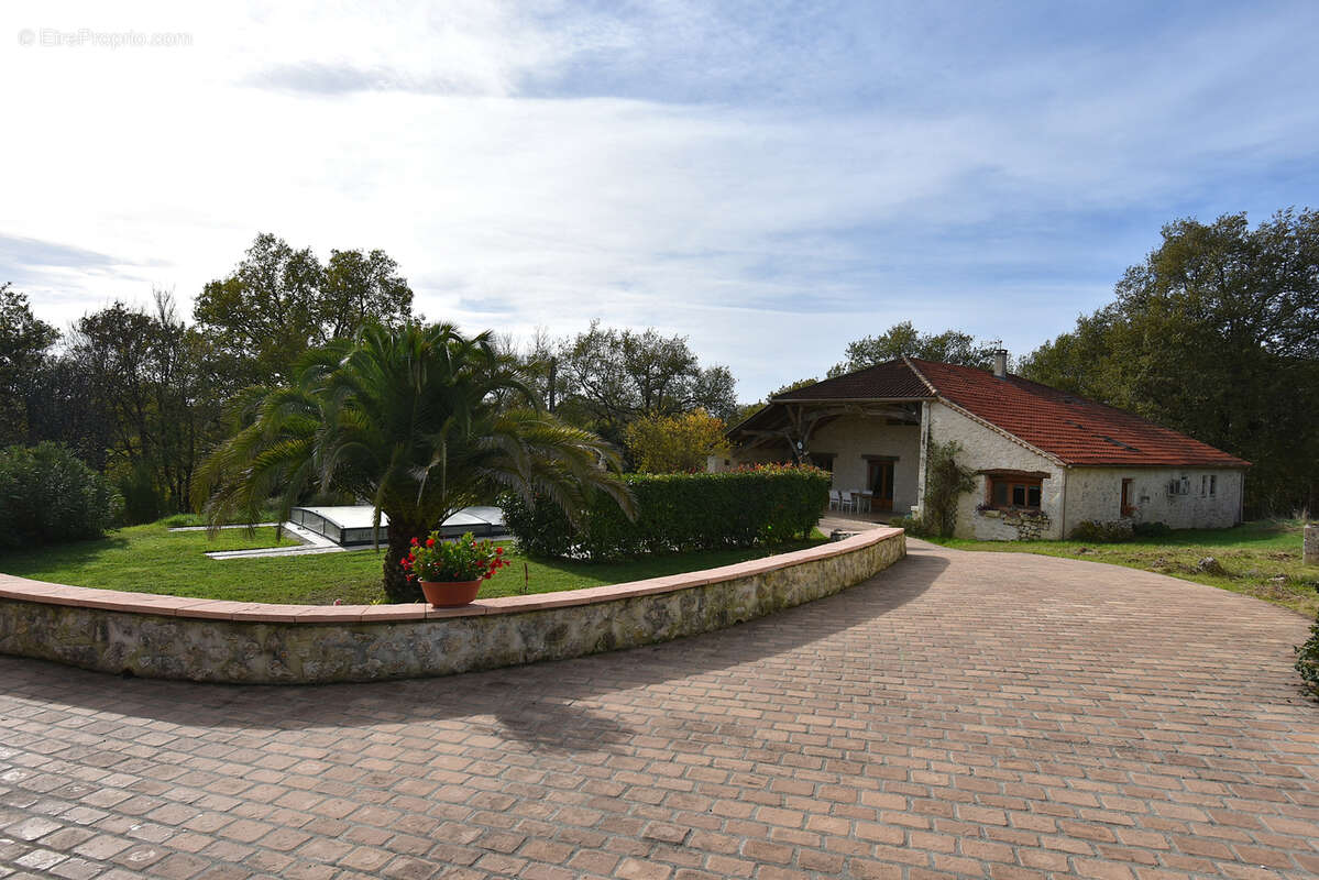 Maison à PENNE-D&#039;AGENAIS