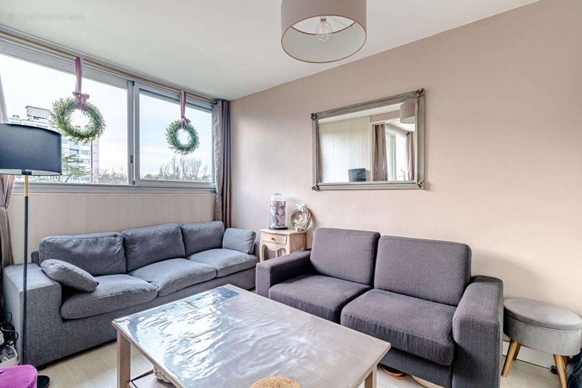 Appartement à SAVIGNY-SUR-ORGE
