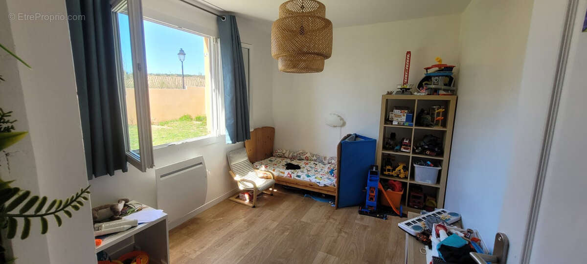 MURLES   Villa de plain-pied rénovée avec atelier indépendant - photo 8