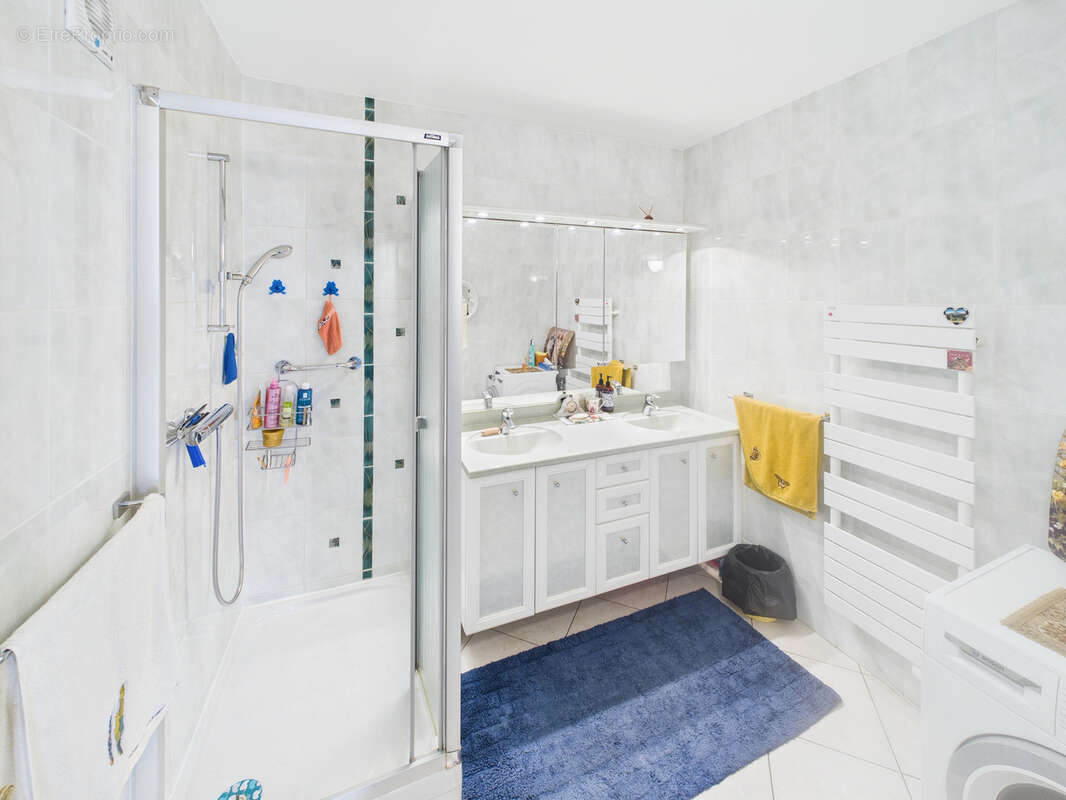 THONON LES BAINS - Appartement 85m2 - photo 4