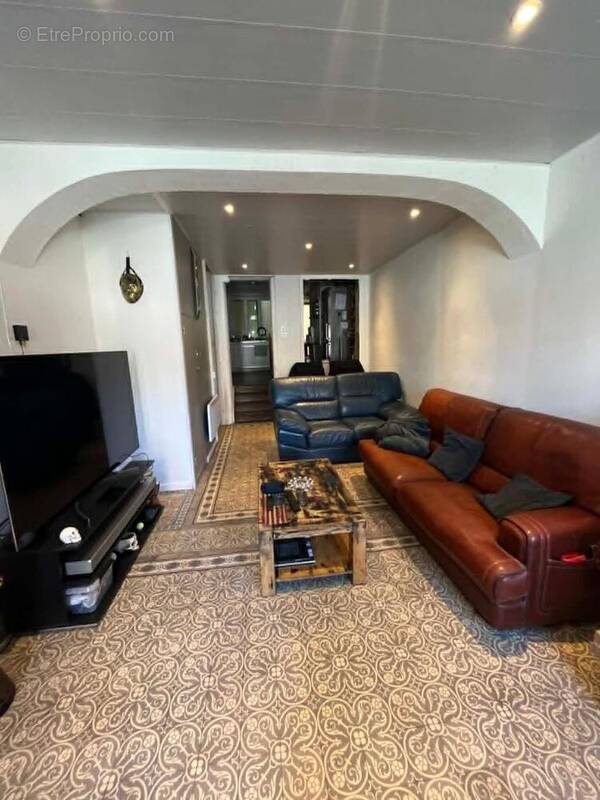 Photo 1 - Maison à ANNEZIN