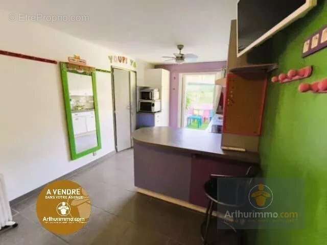 Maison à BORMES-LES-MIMOSAS