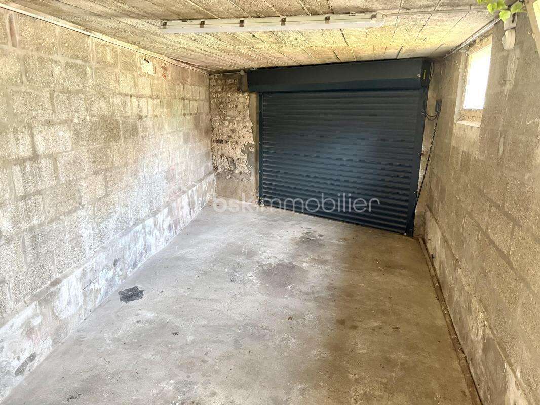Centre ville de Louviers 27400 - maison 2 chambres, cave, garage et jardin clos de murs ! - photo 14