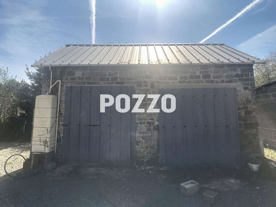 Maison à LE BENY-BOCAGE