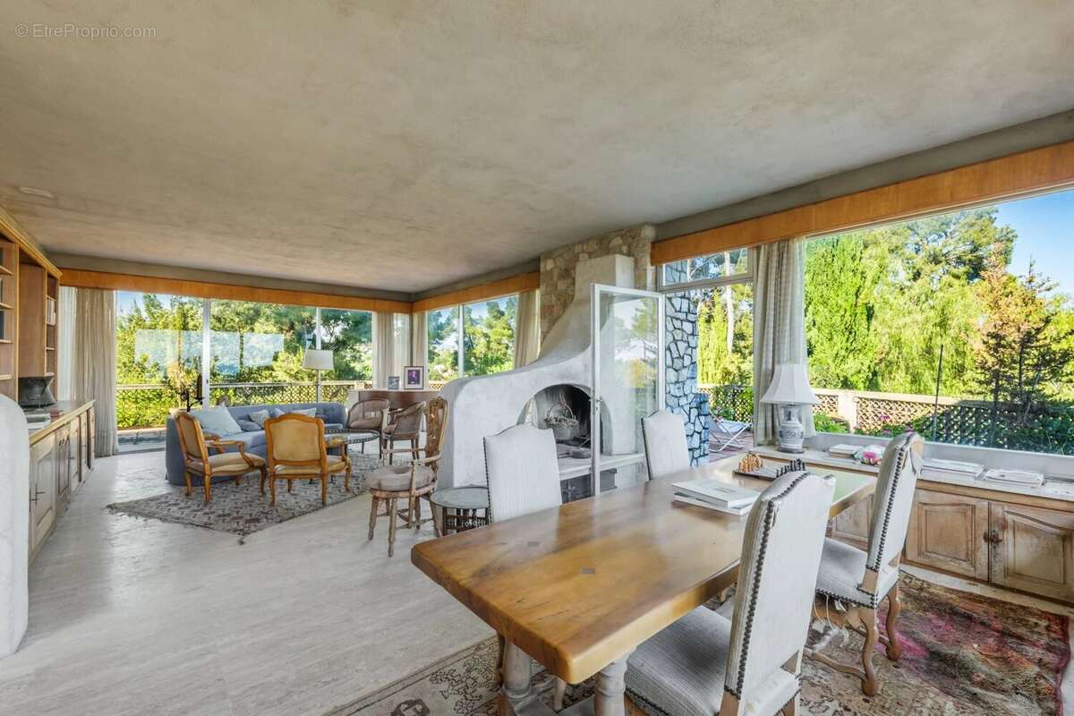 Maison à CAGNES-SUR-MER