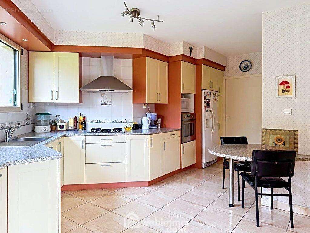 Maison 235 m² à Cholet  - photo 10