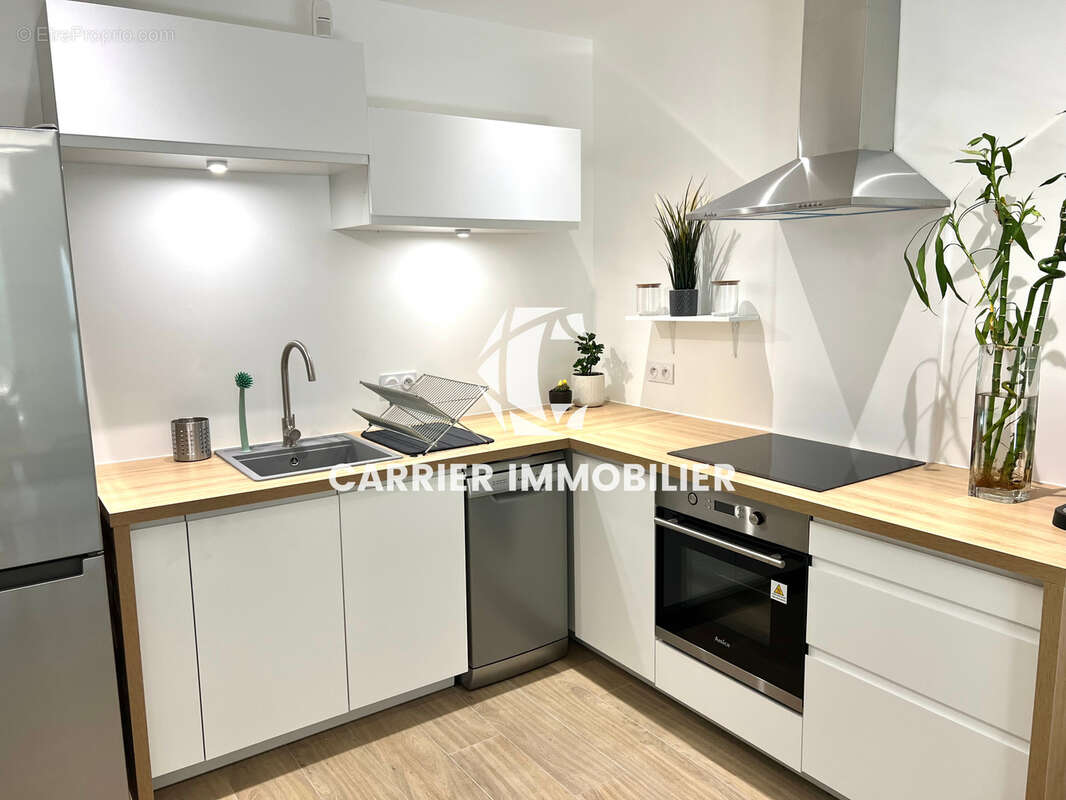 Appartement à SAINT-GENIS-LAVAL