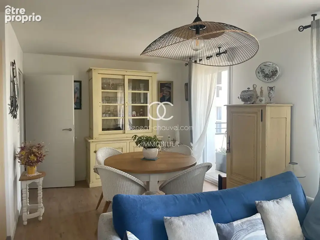 EXCLUSIVITÉ ARZON - Port Crouesty, appartement T3 avec piscine et place de parking en sous-sol ! - photo 2