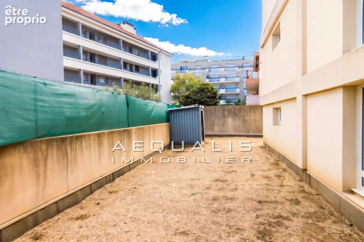 Appartement 1 pièce 24 m² à vendre à Saint-Laurent-Du-Var (06700) - photo 9