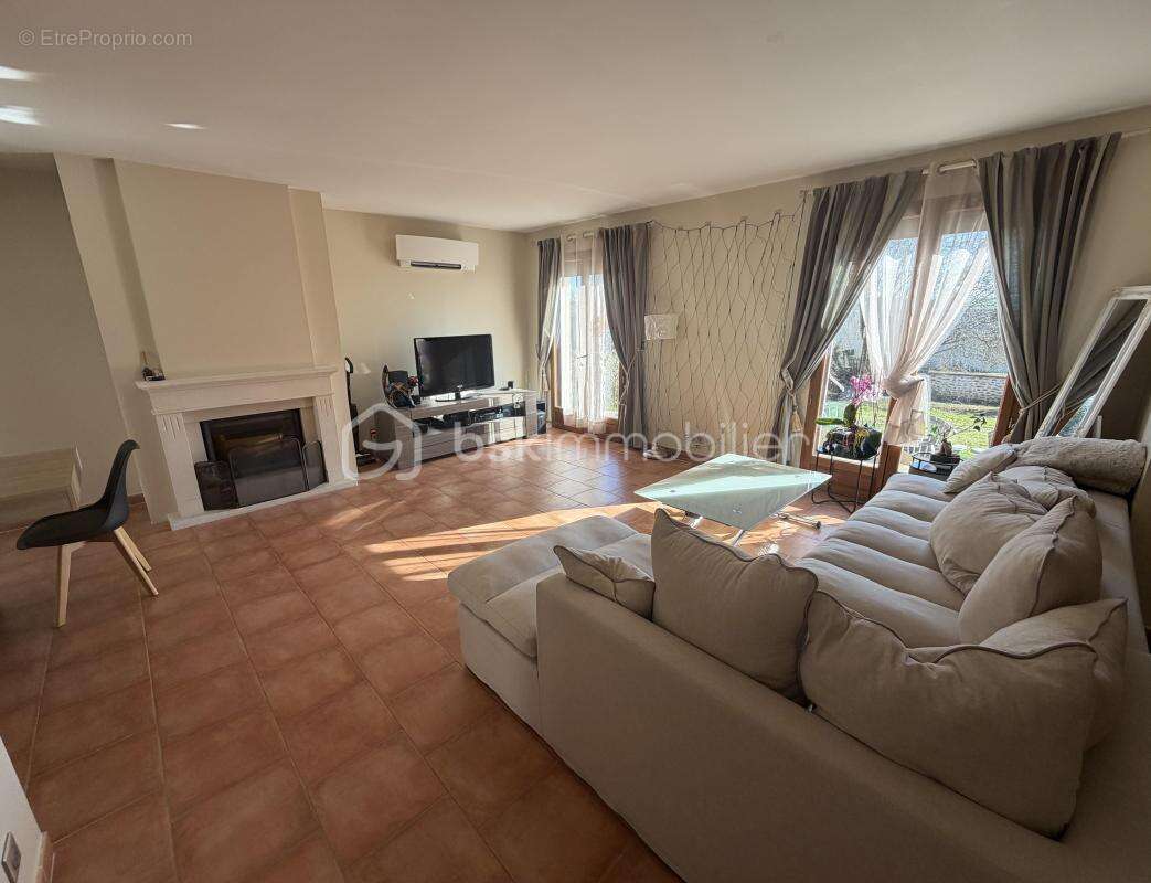 Maison à BOISSY-LE-CHATEL