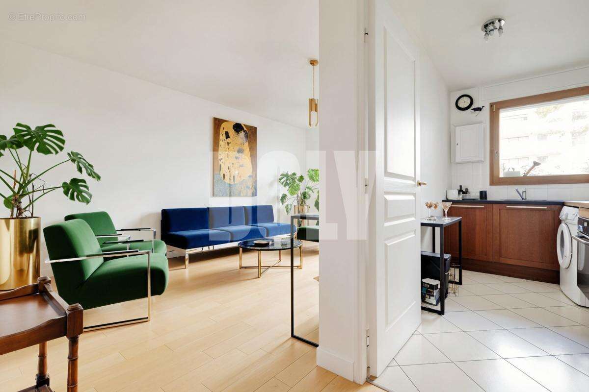 Appartement à LEVALLOIS-PERRET