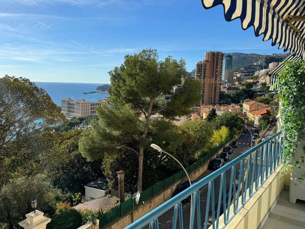 Appartement à ROQUEBRUNE-CAP-MARTIN