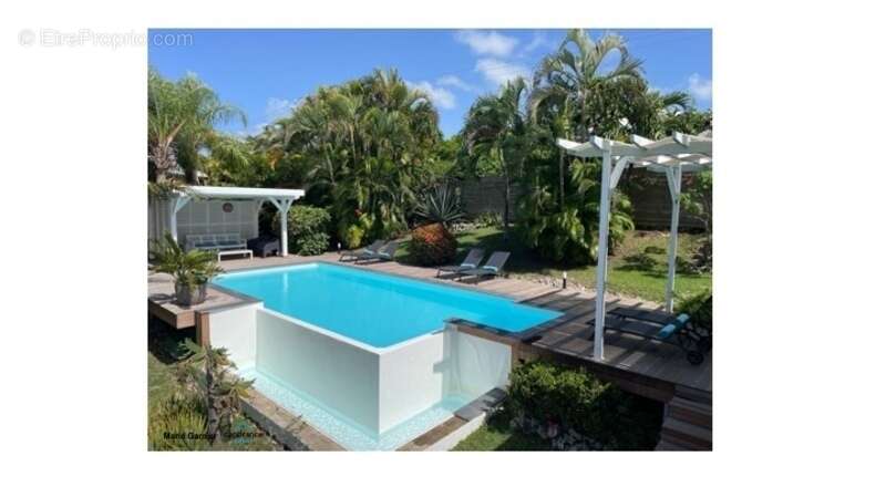 Maison à SAINTE-ANNE