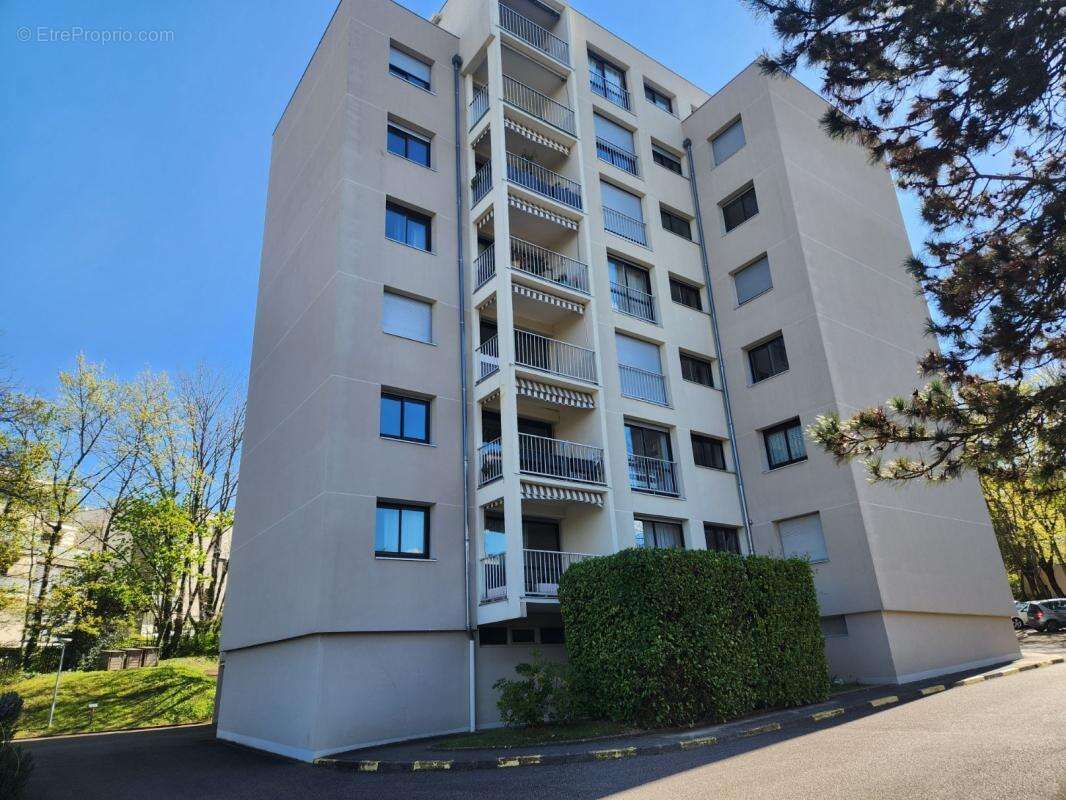 Appartement à LYON-5E