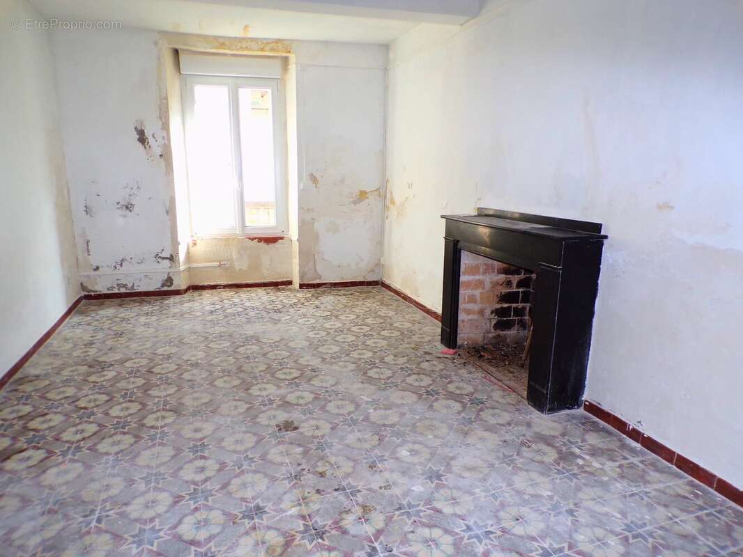 Maison à LA LIVINIERE