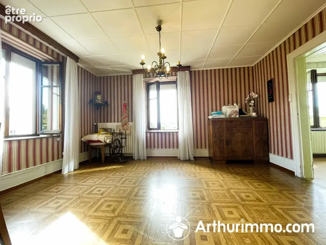 Appartement F3 à rénover,  petite copropriété, terrain privatif - photo 3