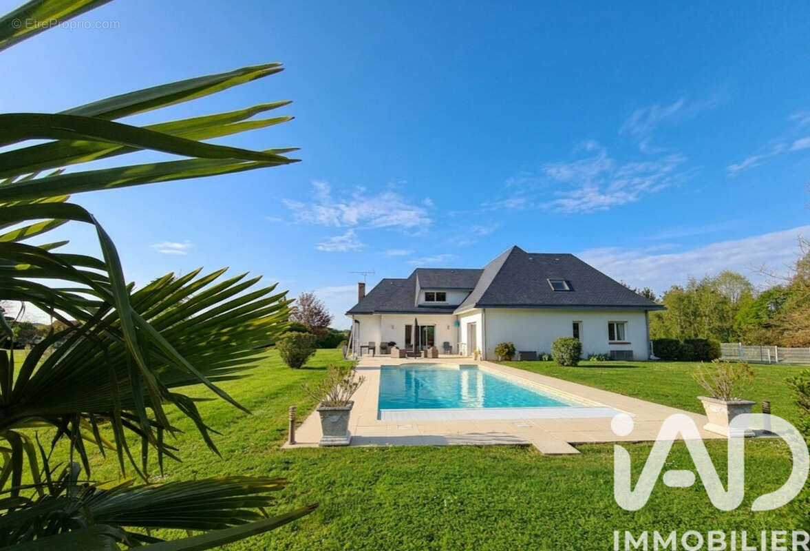 Photo 1 - Maison à POILLY-LEZ-GIEN