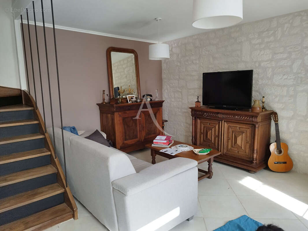 Floirac  Maison 3 pièces de 84 m² - photo 2