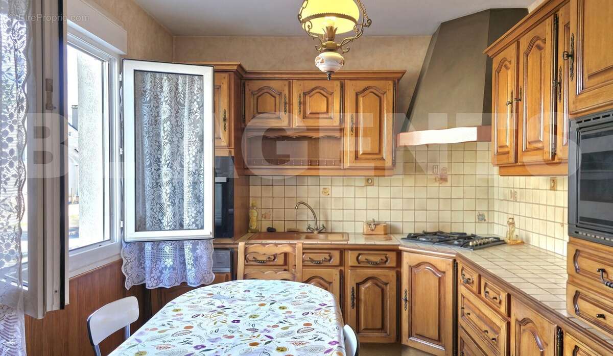 20251031_153651(1) - Maison à ALLONNES