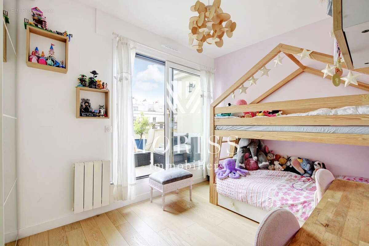 Appartement à LEVALLOIS-PERRET