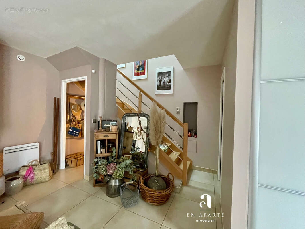 Maison à SOUCIEU-EN-JARREST