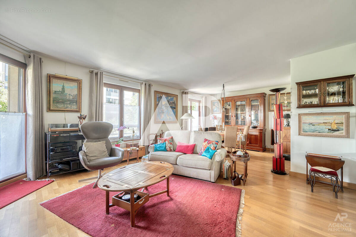 Appartement à RUEIL-MALMAISON