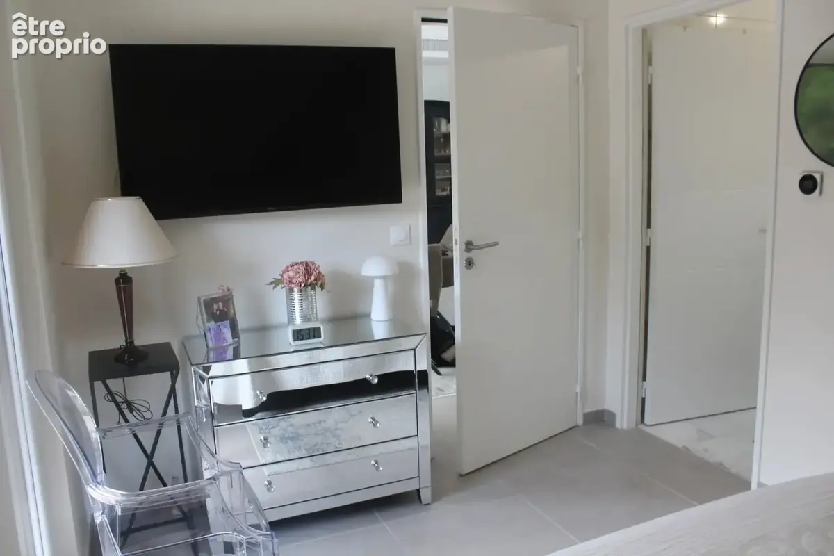 GRASSE SUD, superbe villa- appartement récent - photo 17