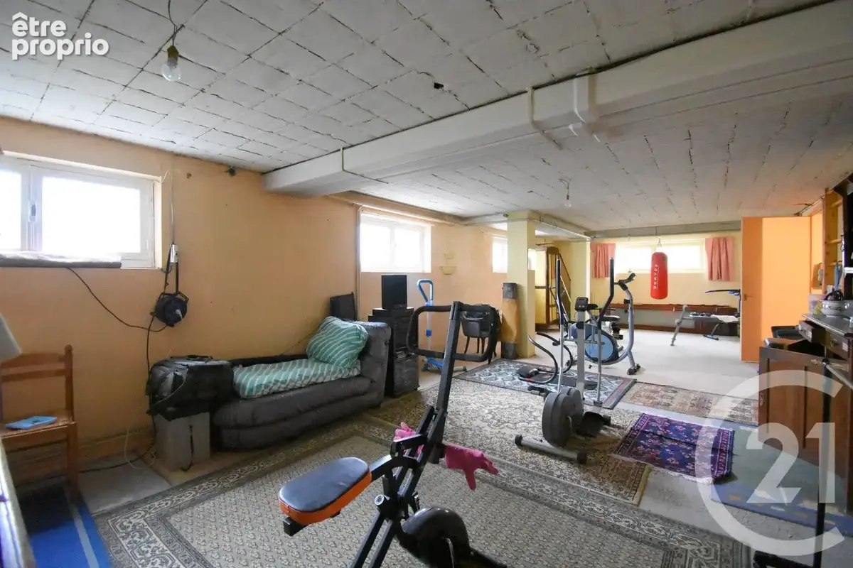 Maison 7 pièces 200 m² à vendre à Bellerive-Sur-Allier (03700) - photo 8