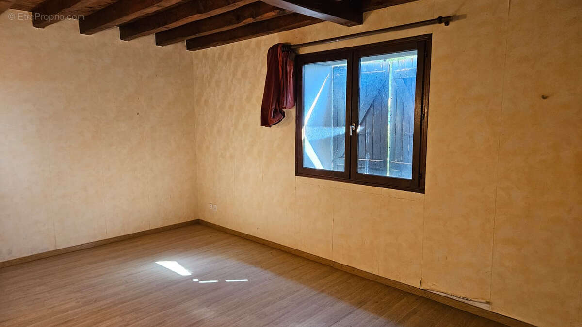 Maison Bourgoin Jallieu 5 pièce(s) 160 m2 - photo 9