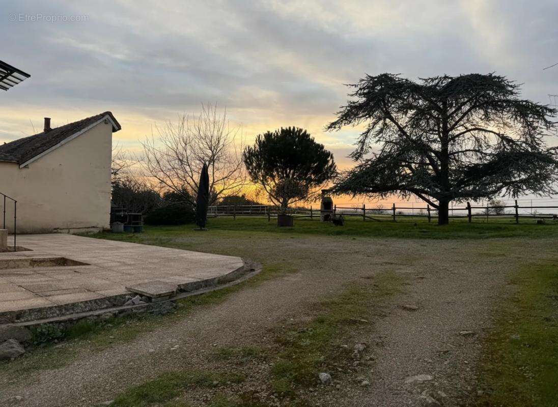 Maison de Maître 5 pièces 134 m² à Tronget avec Pré et Étables - photo 24