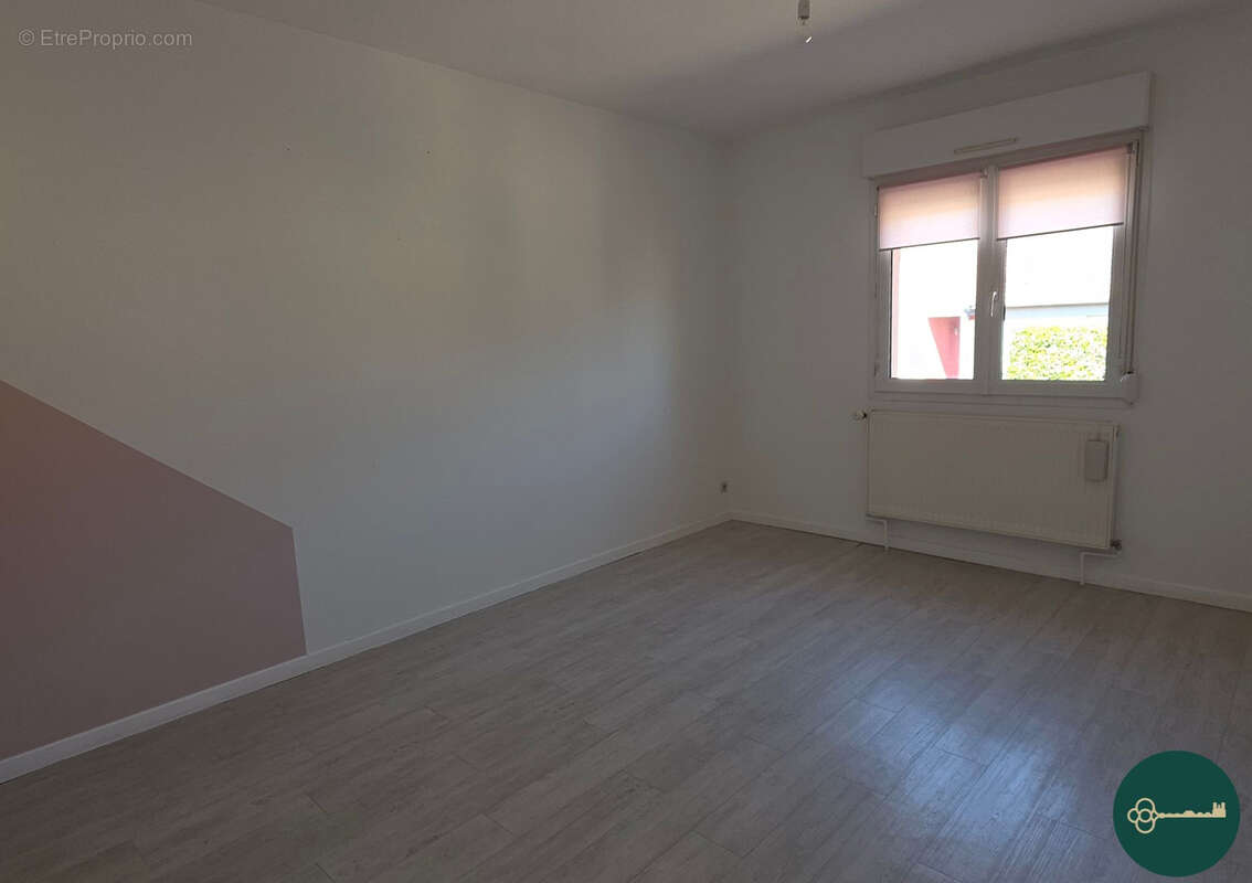 Maison Velaine en Haye 8 pièces 165 m2 - photo 9
