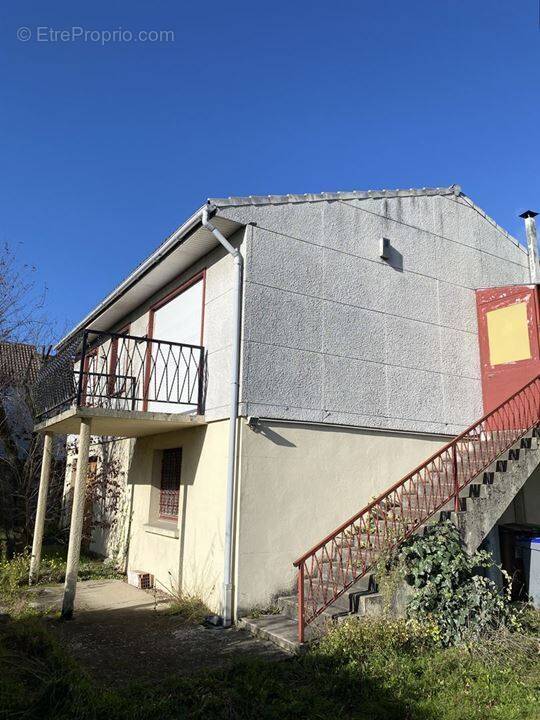 Maison à SARTROUVILLE