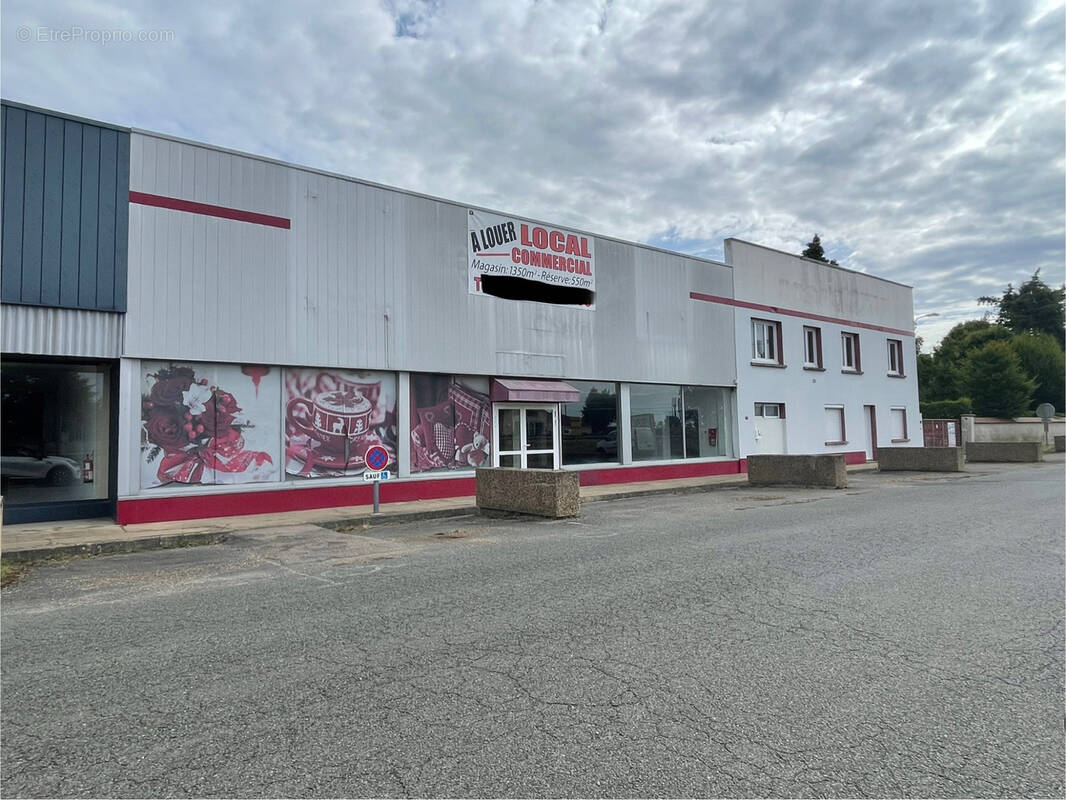 Commerce à VITRY-EN-CHAROLLAIS