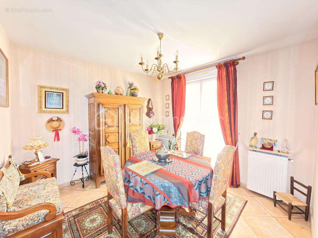 Appartement à LIVRY-GARGAN