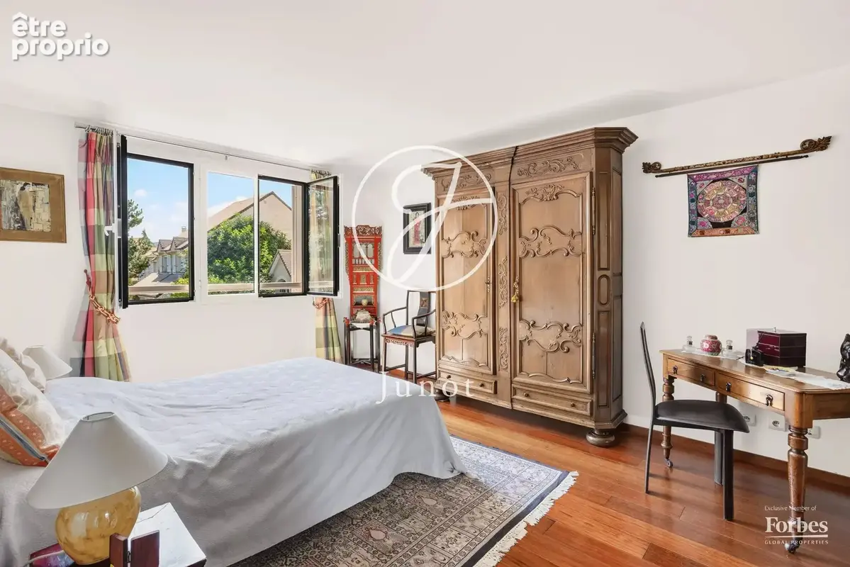 Croissy-sur-Seine - CENTRE-VILLE - Maison - 5 chambres - 179.02m² - Terrain 587m². - photo 22