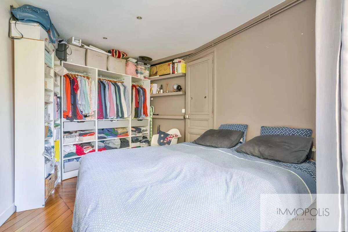 Appartement à PARIS-18E