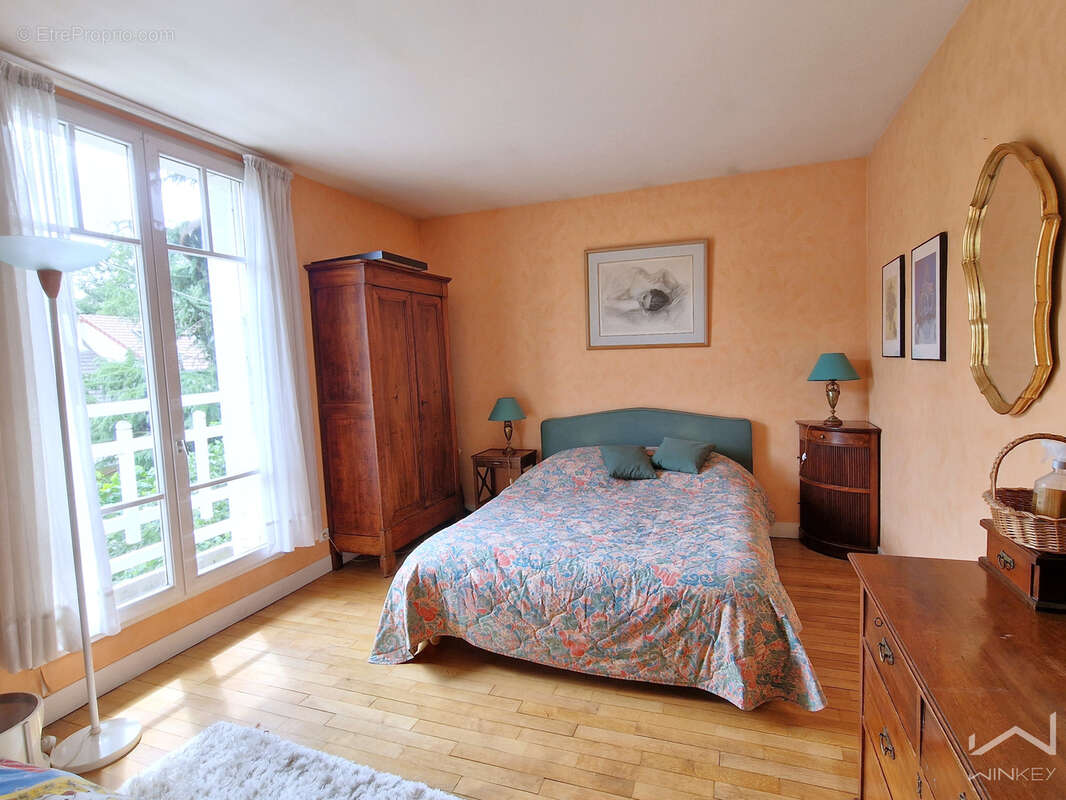 Maison à BOIS-D'ARCY