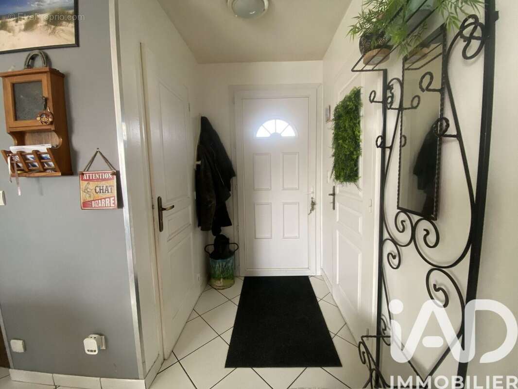 Photo 2 - Maison à SAINT-AY