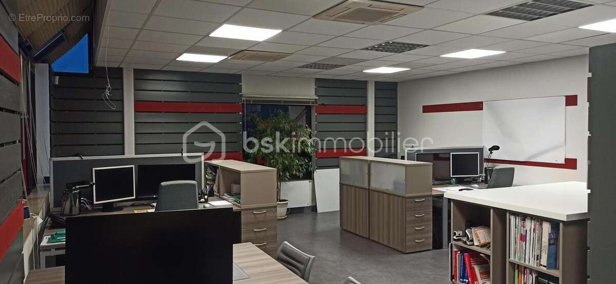 Commerce à LA FERTE-MACE