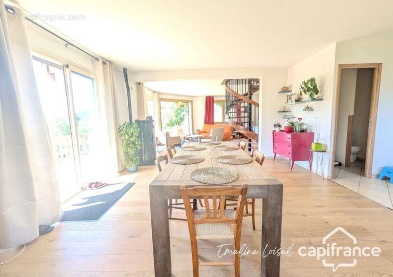 Maison familiale de 171 m² - 5 Chambres - Vue panoramique - AUTRANS MEAUDRE EN VERCORS (38112) - photo 5