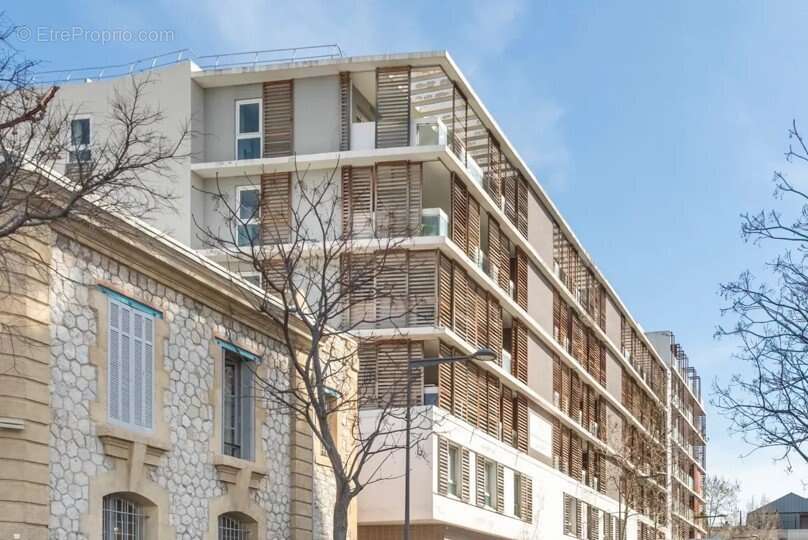 Appartement à MARSEILLE-2E