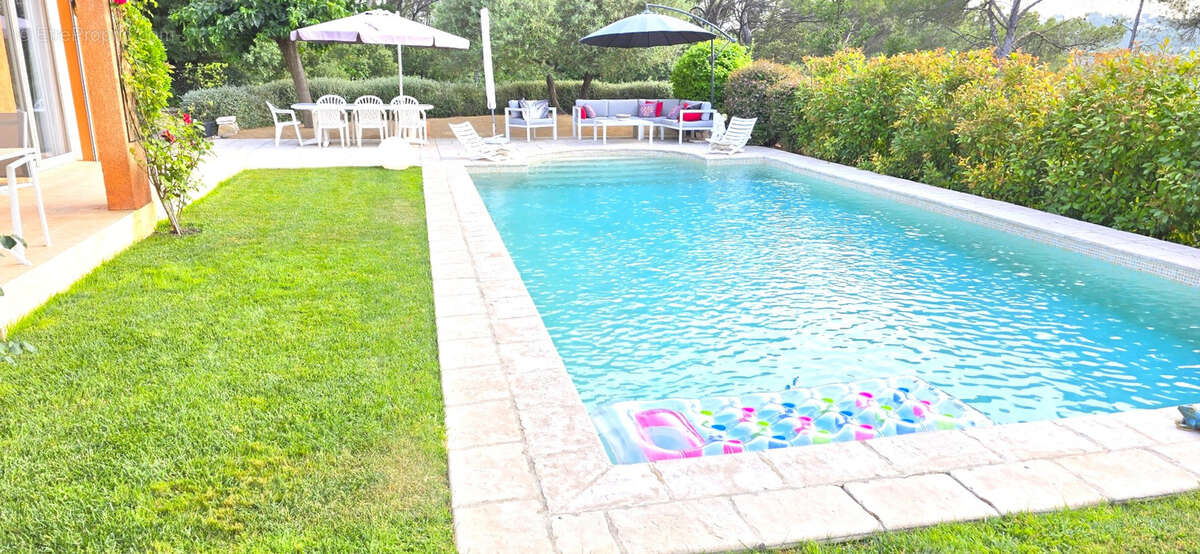 Maison à DRAGUIGNAN