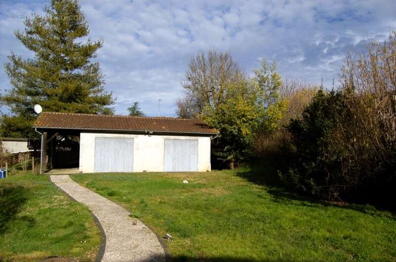 Prix à la baisse pour cette maison à vendre 5 pièces à CAZAUBON (32) - photo 7