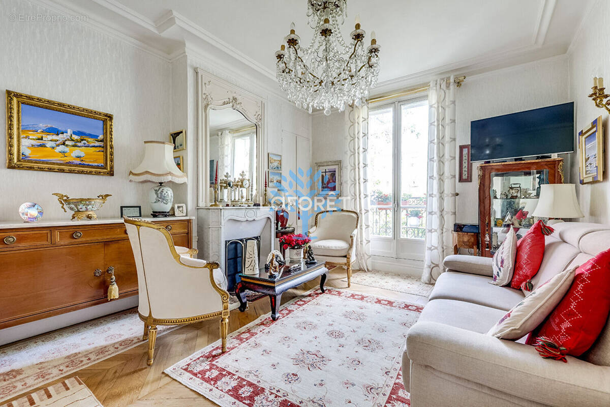 Appartement à PARIS-12E