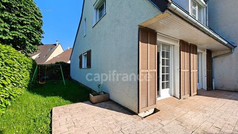 Maison familiale 6 pièces – Vue exceptionnelle sur le lac – Résidence Port Sud - photo 15