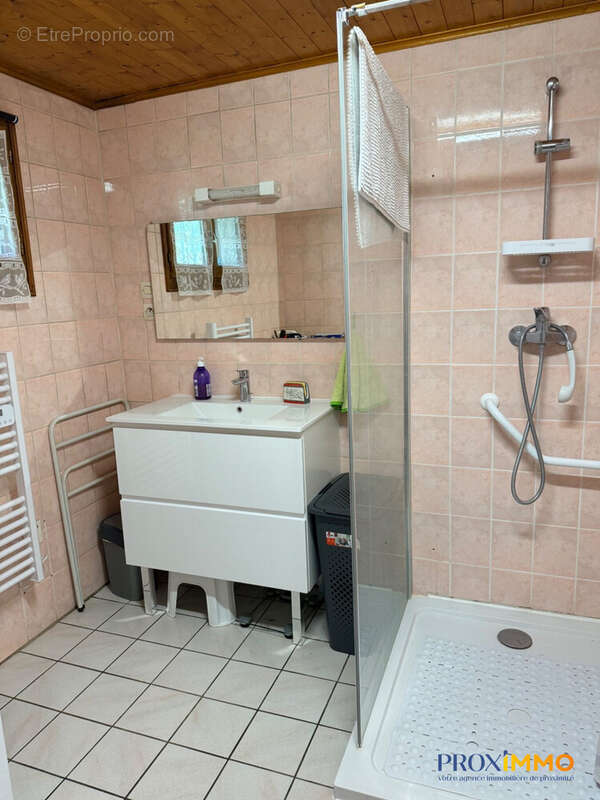 Maison 101 m² à Entre-Deux-Guiers  - photo 6